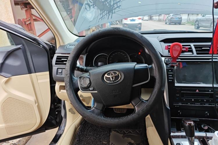 Used Toyota Camry 2015 2.0G Premier Edition