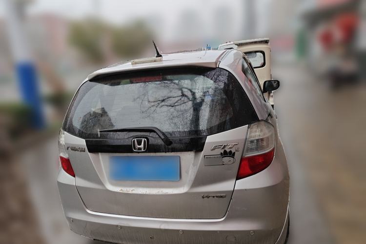 Used Honda Fit 2008 1.3L manual comfort version