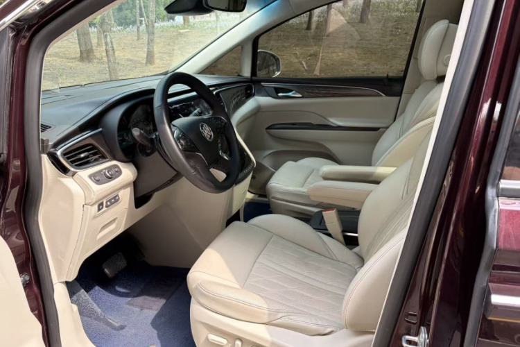 Used Buick GL8 2017 28T Avenir Avia National Emission Standard V
