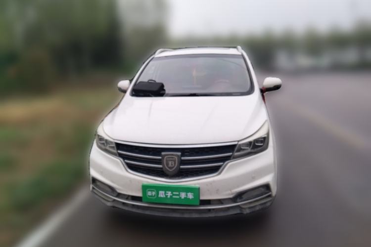 Used Baojun 730 2017 1.5T Manual Luxury Version 7 Seats Front