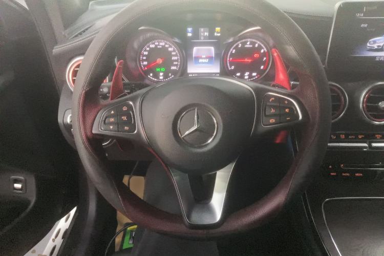 Used Mercedes-Benz GLC 2016 GLC 300 4MATIC Dynamic Model