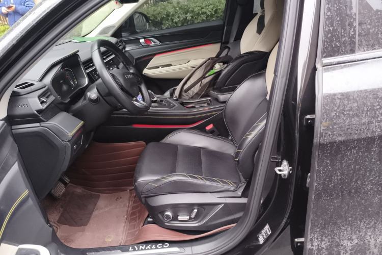 Used Lynk & Co 05 2020 2.0TD Two-Wheel Drive Shine Halo