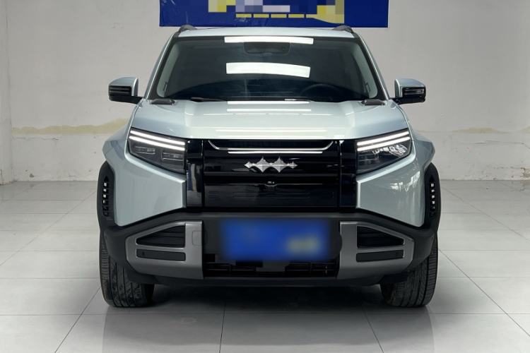 Used Formula Leopard Titanium 3 2025 501KM All-Wheel Drive Intelligent Driving Ultra Version
