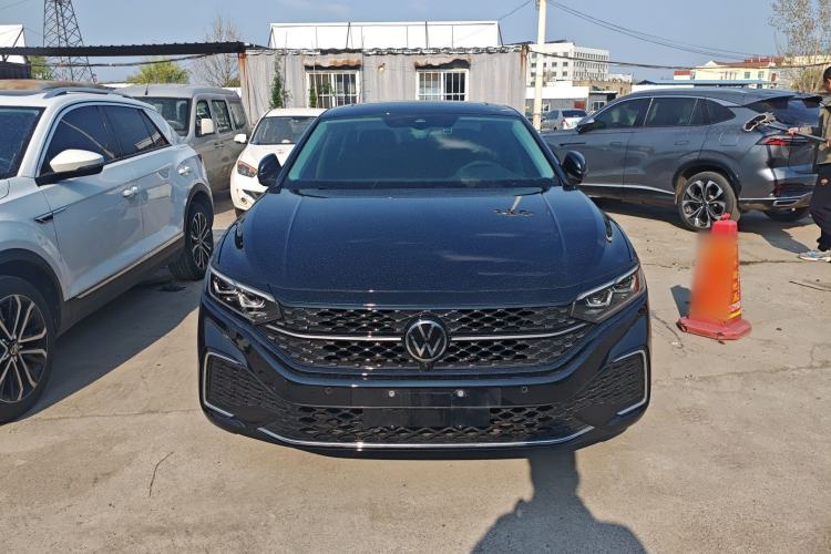 Used Volkswagen Passat 2025 Outstanding Model 380TSI Starry Dragon Glorious Edition