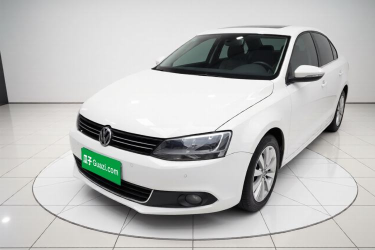 Used Volkswagen Sagitar 2014 Revised Version 1.4TSI Automatic Luxury Edition