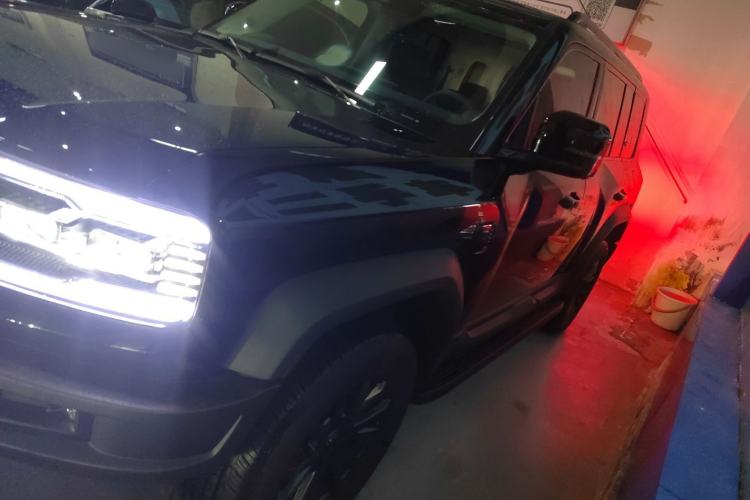 Used Formula Leopard Leopard 5 2023 Explore Edition
