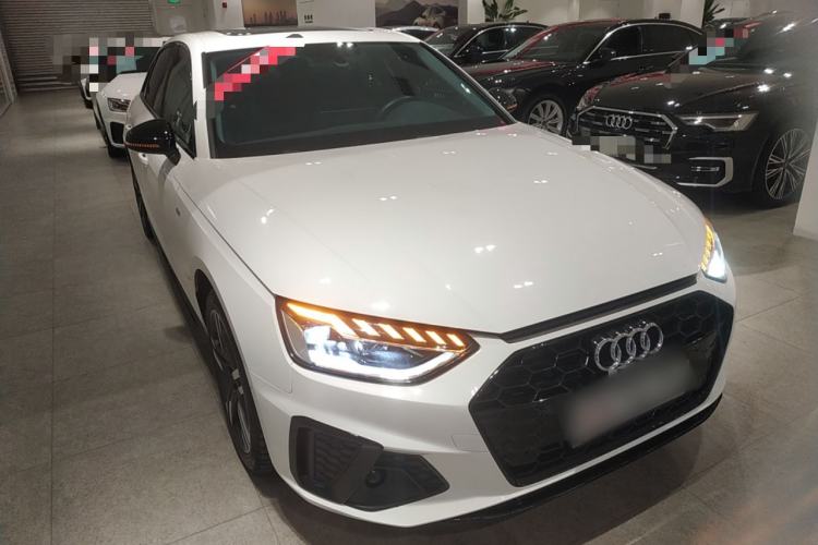 Used Audi A4L 2022 40 TFSI Luxury Dynamic Model
