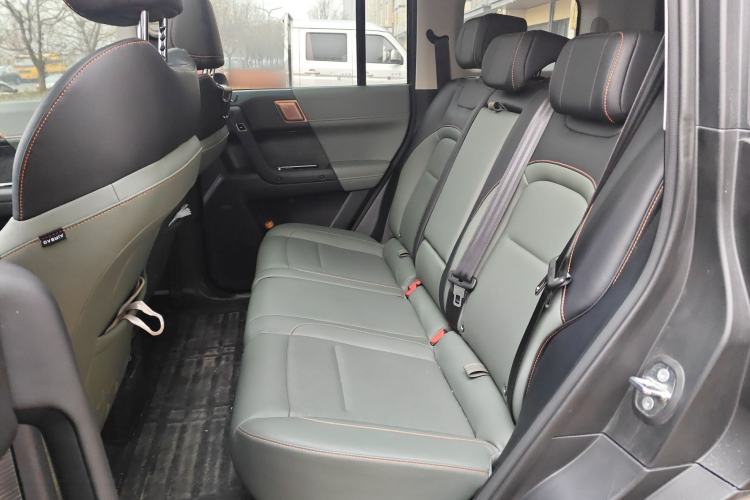 Used iCAR 03 2024 401km Two-Wheel Drive Standard Advanced Version Left Rear Seat