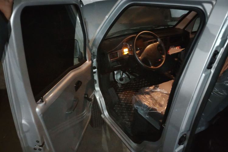 Used Wuling Zhiguang 2023 1.5L Practical Version 5/7 Seats
