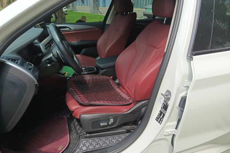 Used BMW X4 2022 xDrive 25i M Sport Package Driver Seat