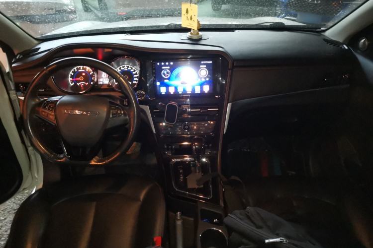 Used Venucia T70 2018 2.0L CVT Smart Enjoyment Version