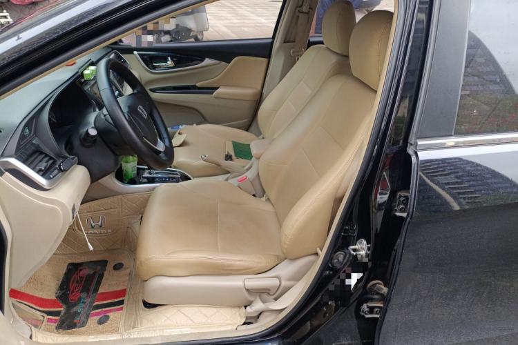 Used Honda Crider 2015 1.8L automatic comfort version