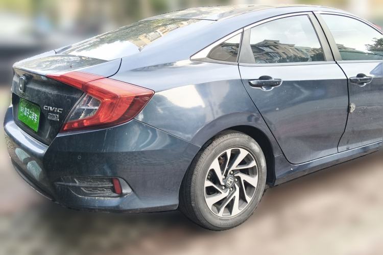 Used Honda Civic 2016 220TURBO CVT Luxury Edition
