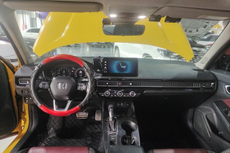 Used Honda Integra 2023 HATCHBACK 240TURBO CVT Phantom Night Deluxe Edition Center Console