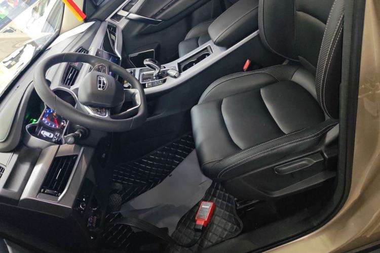 Used Geely Auto Emgrand X7 Sport 2021 Million Edition 1.8TD DCT Two-Wheel Drive Comfort Model
