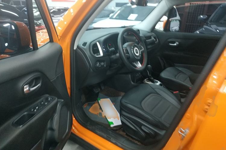 Used Jeep Renegade 2019 220T Automatic Leading Edition