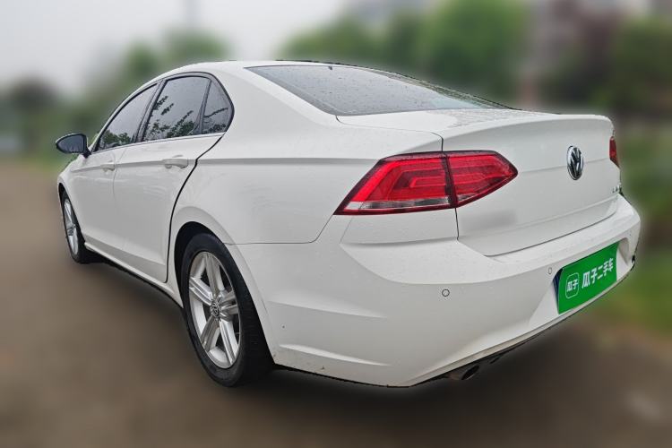 Used Volkswagen Lamando 2018 280TSI DSG Comfort Edition
