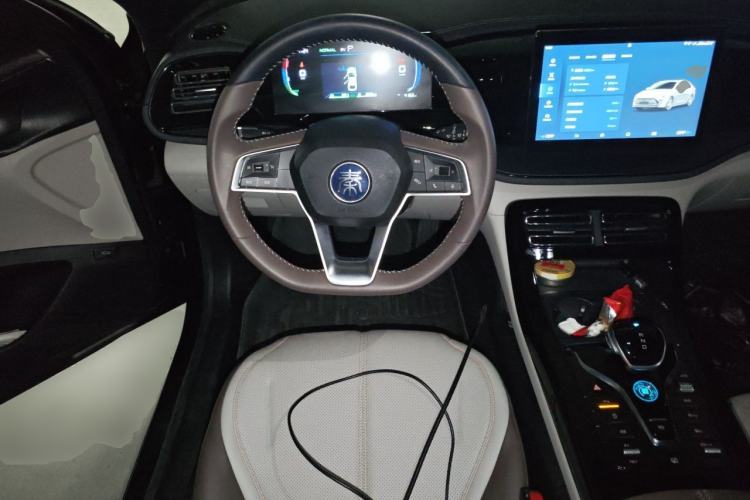 Used BYD Qin PLUS 2024 HONOR Edition DM-i 55KM Leading Model Steering Wheel