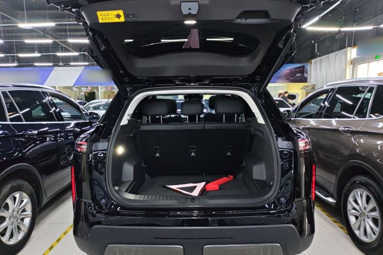 Used Chery Tiggo 7 2025 High-Performance Version 1.6T Two-Wheel Drive Edition Trunk