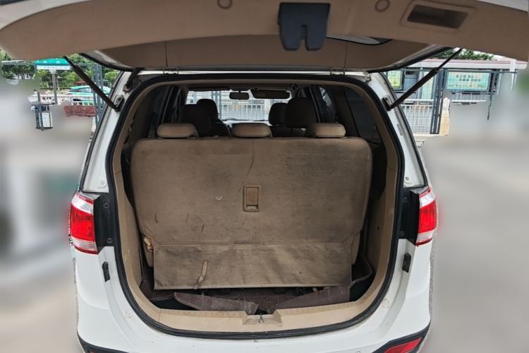 Used Baojun 730 2014 1.5L manual Comfort version 7 seats