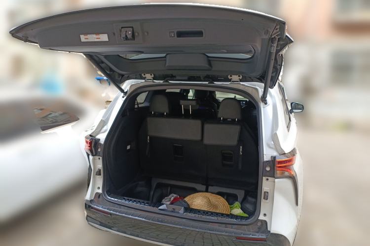 Used Toyota Sienna 2024 2.5L Hybrid Four-Wheel Drive Prestige Edition
