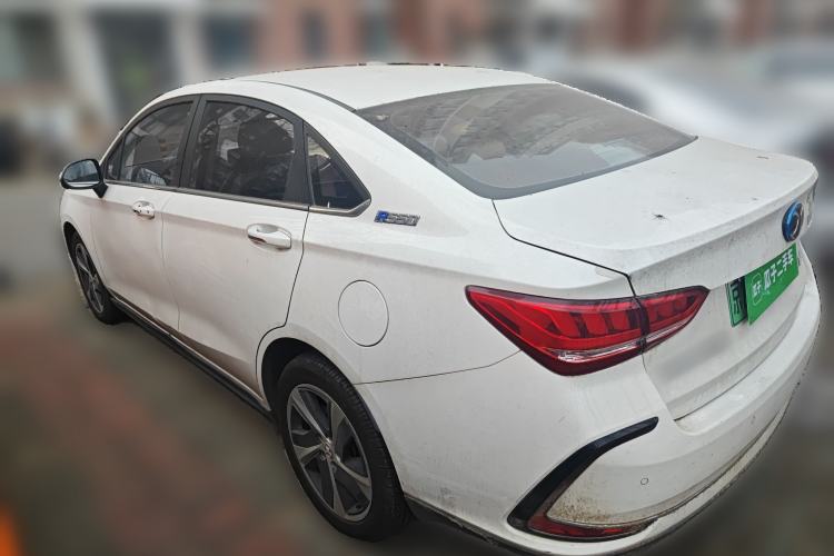 Used BAIC Beijing EU5 2018 R550 Smart Trend Edition