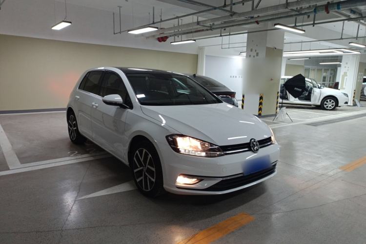 Used Volkswagen Golf 2018 230TSI Automatic Luxury Version