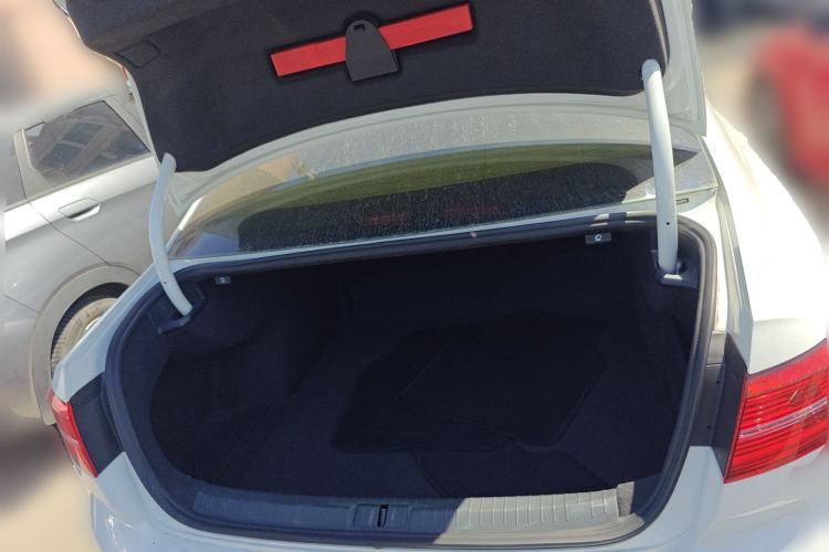 Used Volkswagen Magotan 2017 330TSI DSG Leading Model Trunk