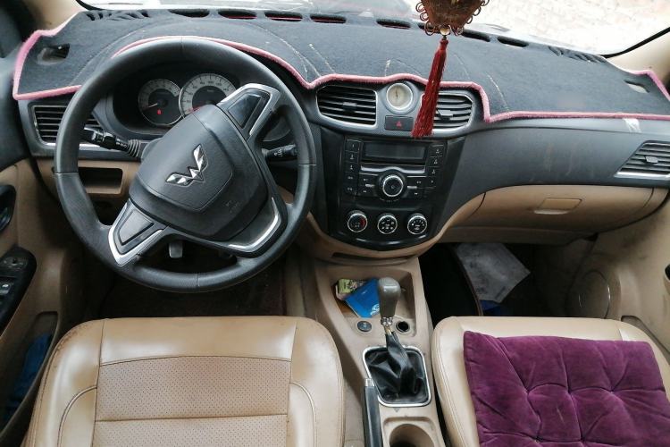 Used Wuling Hongguang 2013 1.5L S Comfort Model