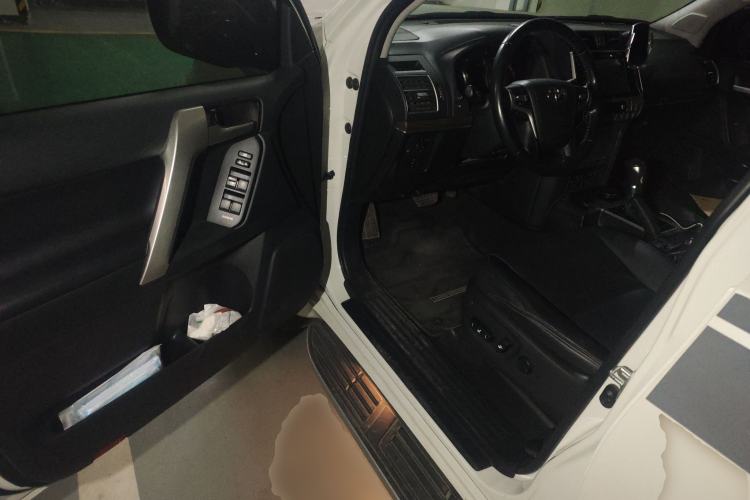 Used Toyota Prado 2019 3.5L Automatic TX-L Deluxe Edition with Rear-Mounted Spare Tire
