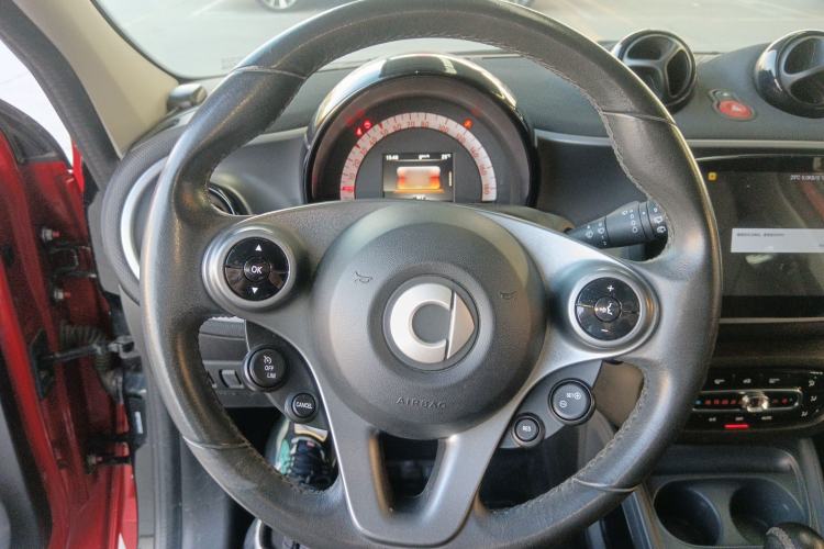 Used smart forfour 2016 1.0L 52 kW Passion Edition