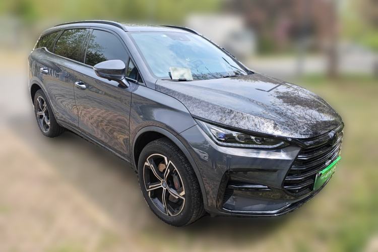 Used BYD Tang New Energy 2021 DM 2.0T Four-Wheel Drive High-Performance Luxury Model Front Right 45 Deg