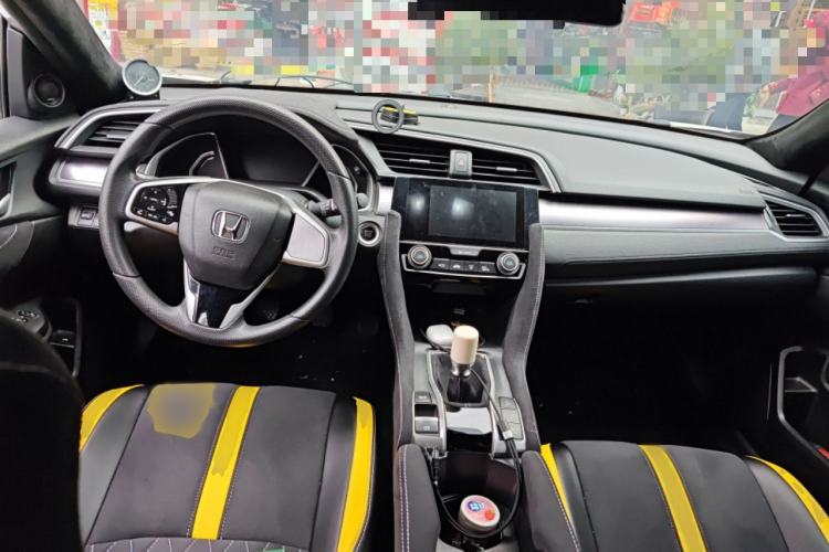 Used Honda Civic 2016 220TURBO Manual Luxury Edition
