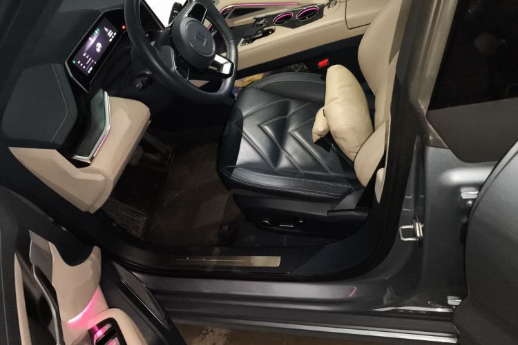 Used Zeekr 001 2023 WE Edition 86 kWh Left Front Seat