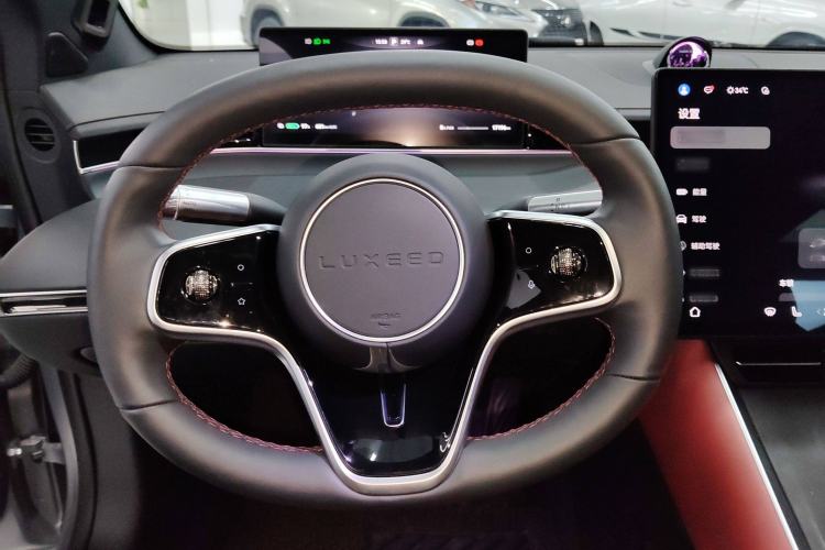 Used Hima Luxeed S7 2024 Max Rear-Drive Long-Range Intelligent Driving Version