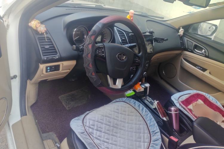 Used Bestune B50 2013 1.6L automatic luxury version Steering Wheel