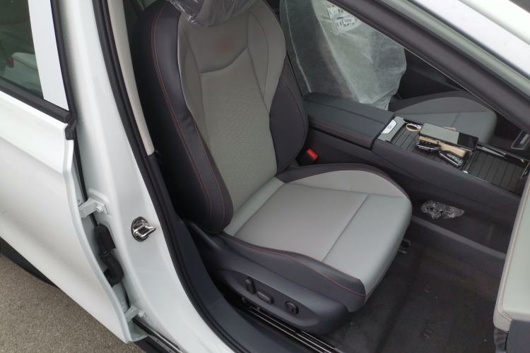 Used Volkswagen ID.7 VIZZION 2024 AIR model
