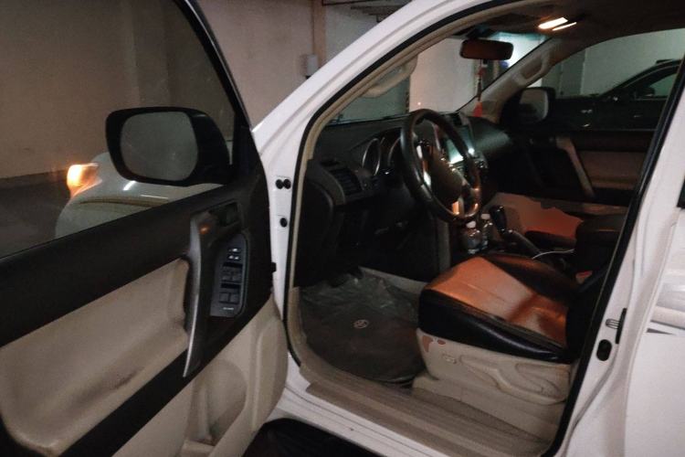 Used Toyota Prado 2010 2.7L Automatic Standard Edition Driver Seat