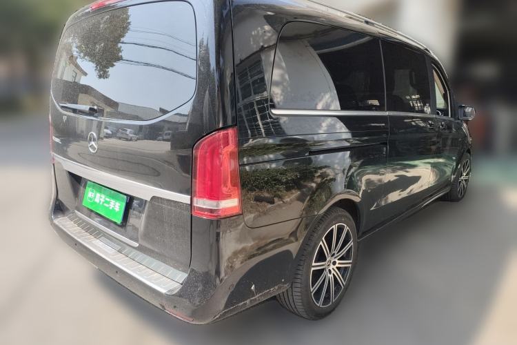 Used Mercedes-Benz V-Class 2016 V 260 L Prestige Extended Edition Rear Right 45 Deg