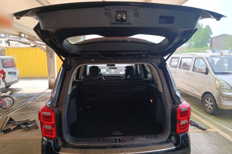 Used GAC Trumpchi GS7 2017 280T Two-Wheel Drive Luxury Model Trunk