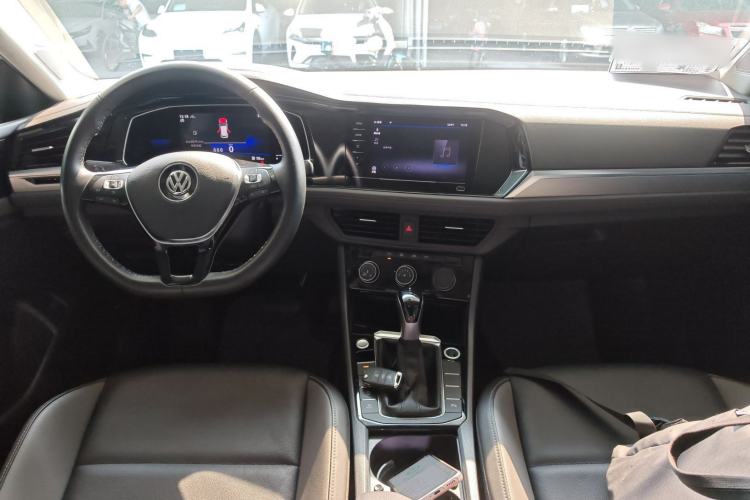 Used Volkswagen Sagitar 2021 280TSI DSG Excellence Edition Center Console