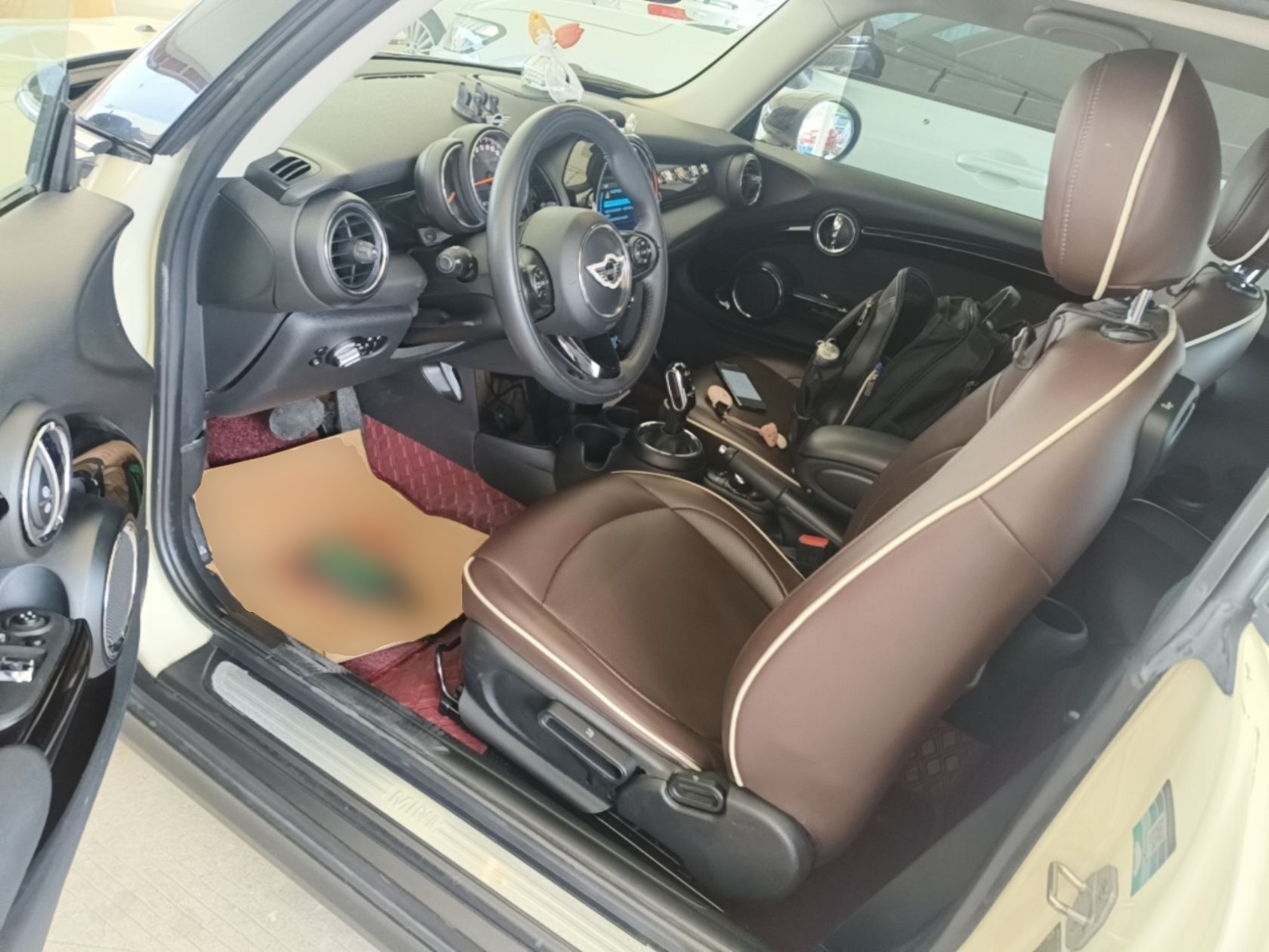 Interior delantero
