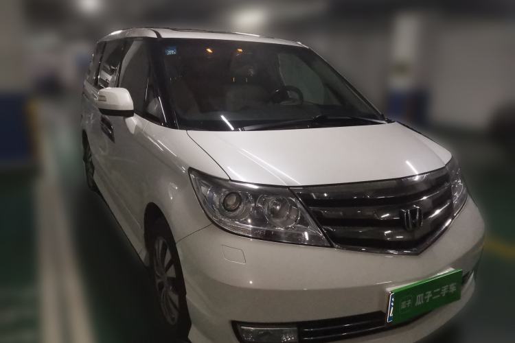 Used Honda Elysion 2015 2.4L VTi-S Prestige Edition Front Right 45 Deg