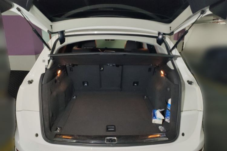 Used Audi Q5 2017 40 TFSI Ambition Edition Trunk