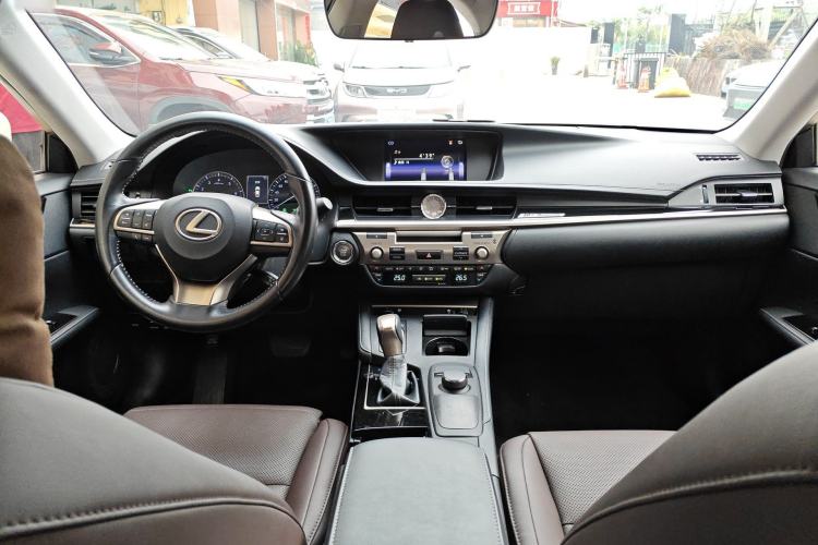 Used Lexus ES 2017 200 30th Anniversary Edition