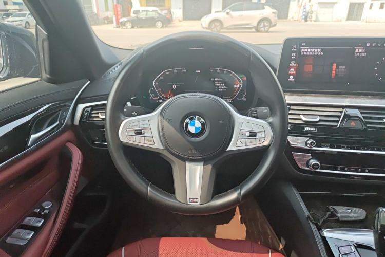 Used BMW 5 Series 2022 Second Facelift 525Li M Sport Package
