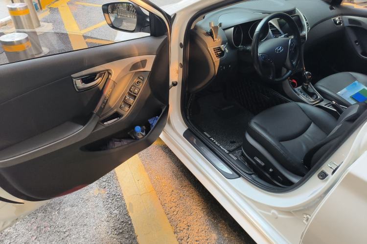 Used Hyundai Elantra (5th Generation / Langdong) 2015 1.6L Automatic Luxury Model Driver Seat