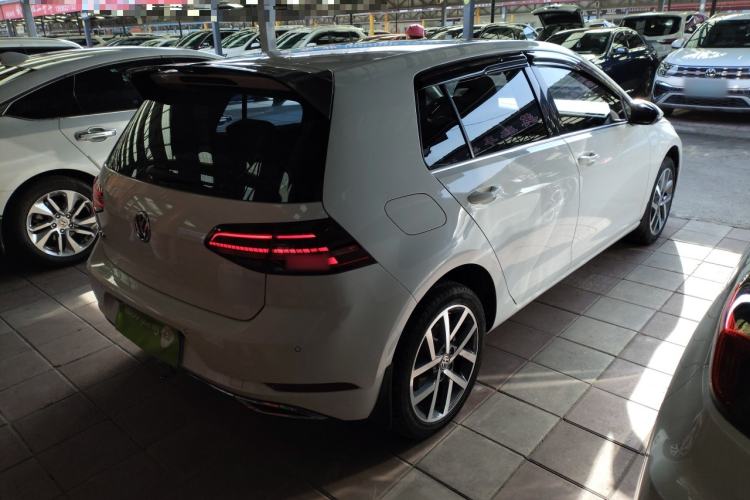 Used Volkswagen Golf 2018 230TSI Automatic Luxury Version