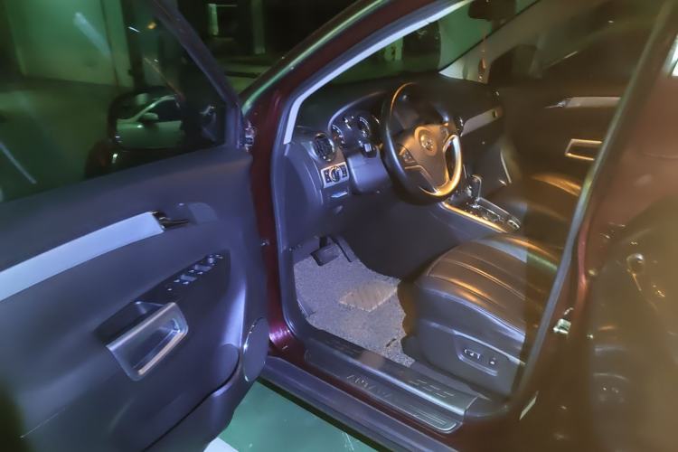 Used Opel Antara 2012 2.4L Two-Wheel-Drive Comfort Edition Driver Seat