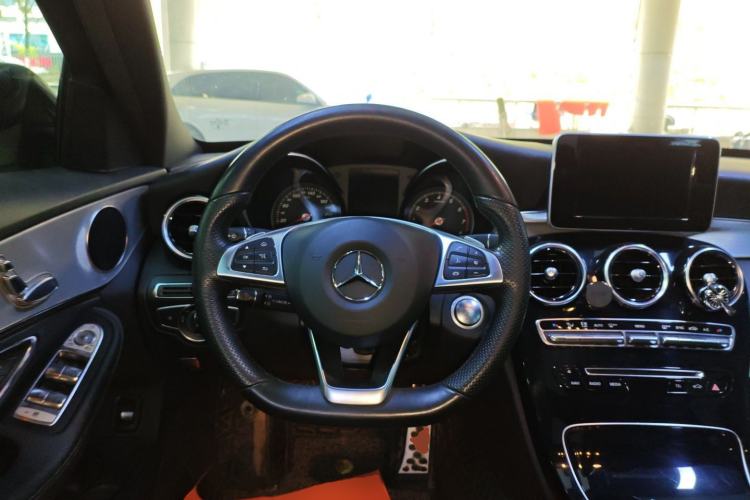 Used Mercedes-Benz C-Class 2017 Restyled C 200 Sport Edition Steering Wheel